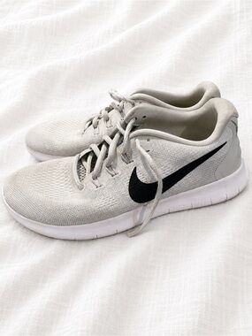 Nike Gray Knit Running Sneakers with Black Swoosh